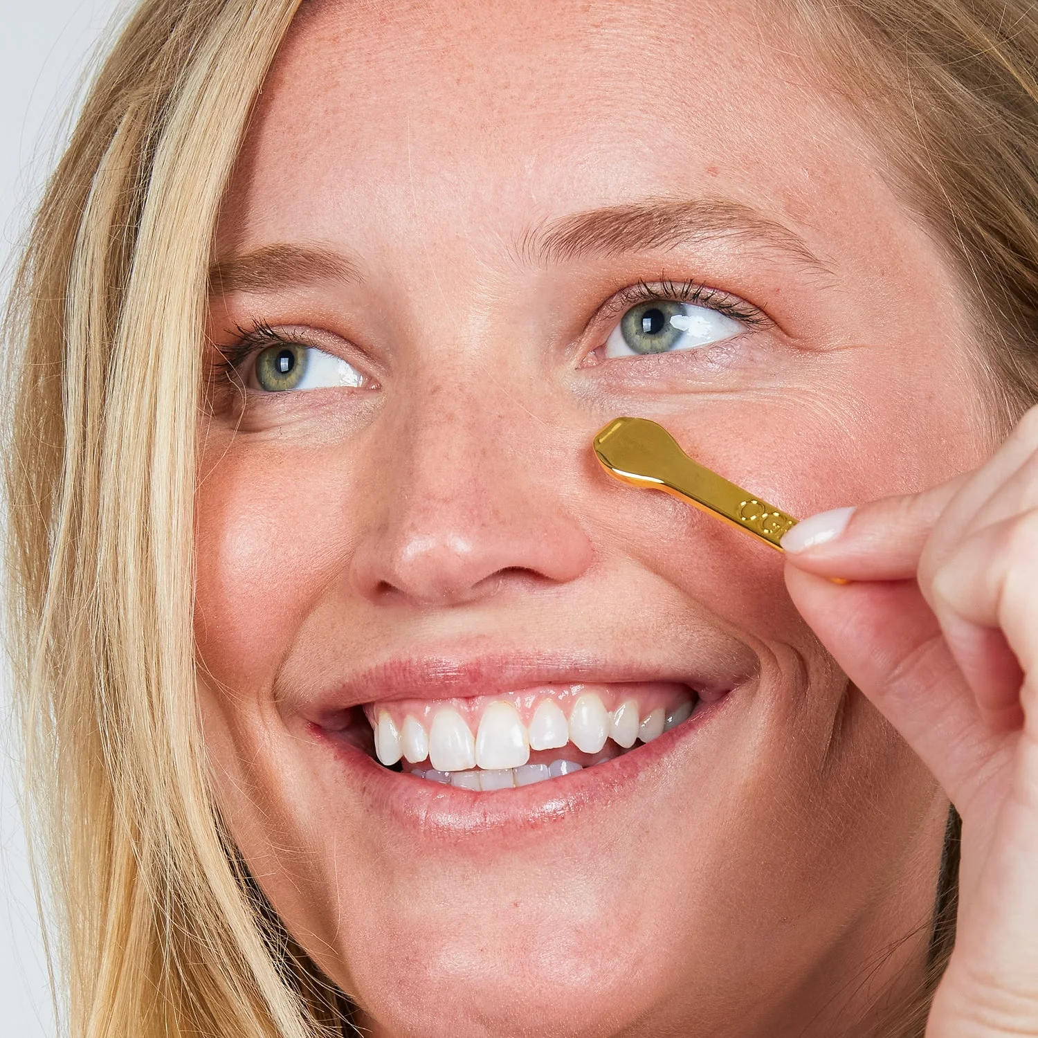 Brightening Botanical Eye Balm* - Image 7