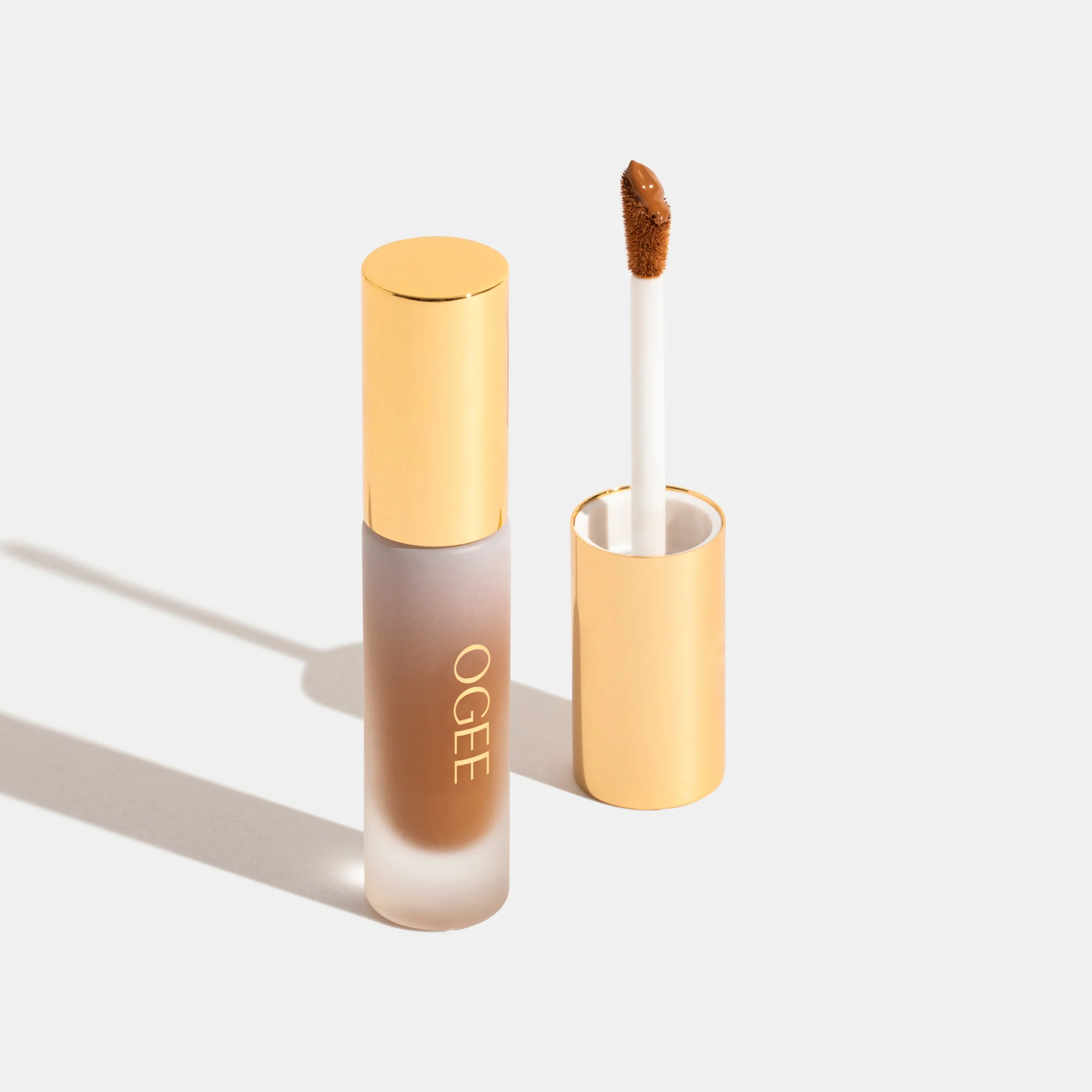 Complexion Perfecting Concealer - Image 204