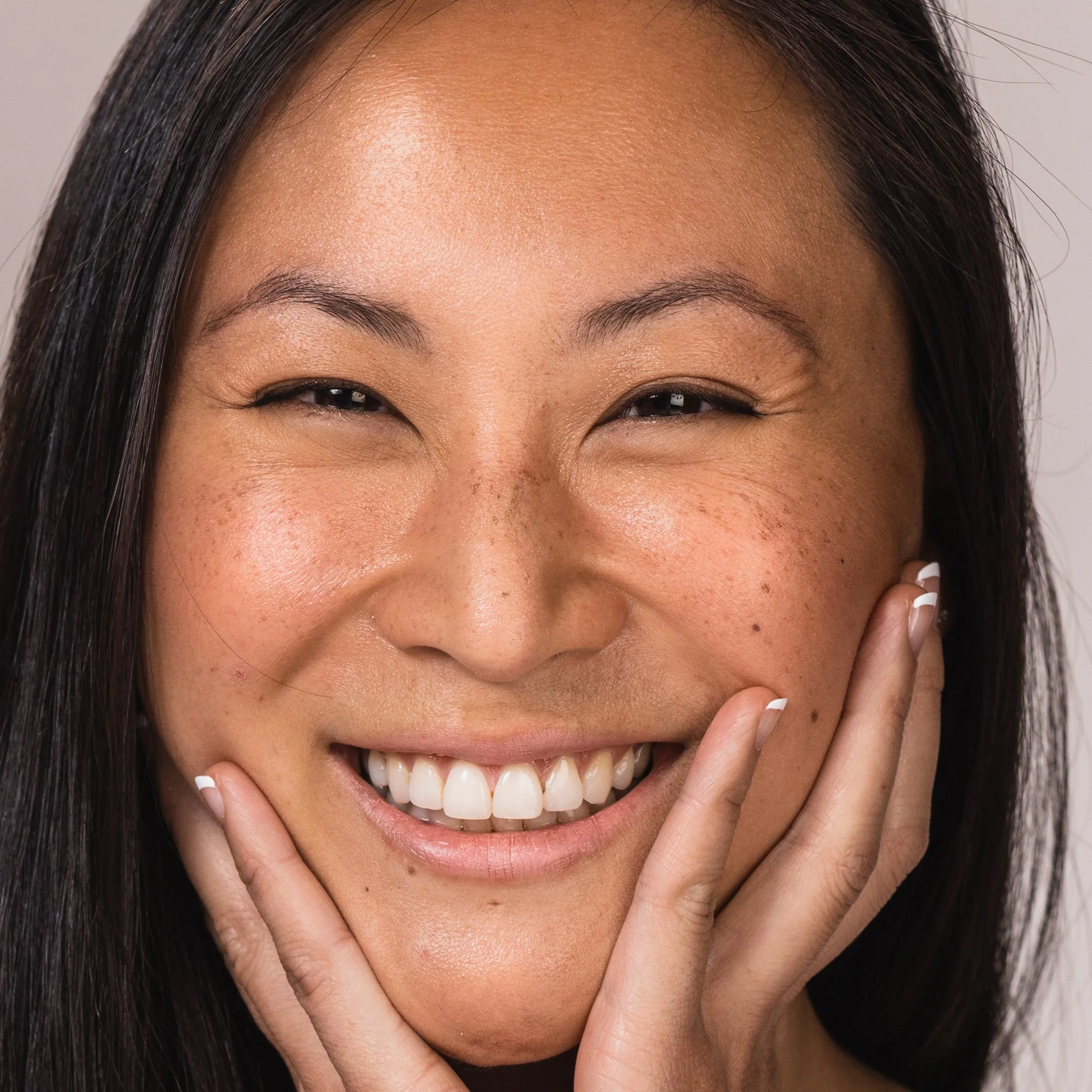 Full Bloom Sculpted Lipstick - Image 11