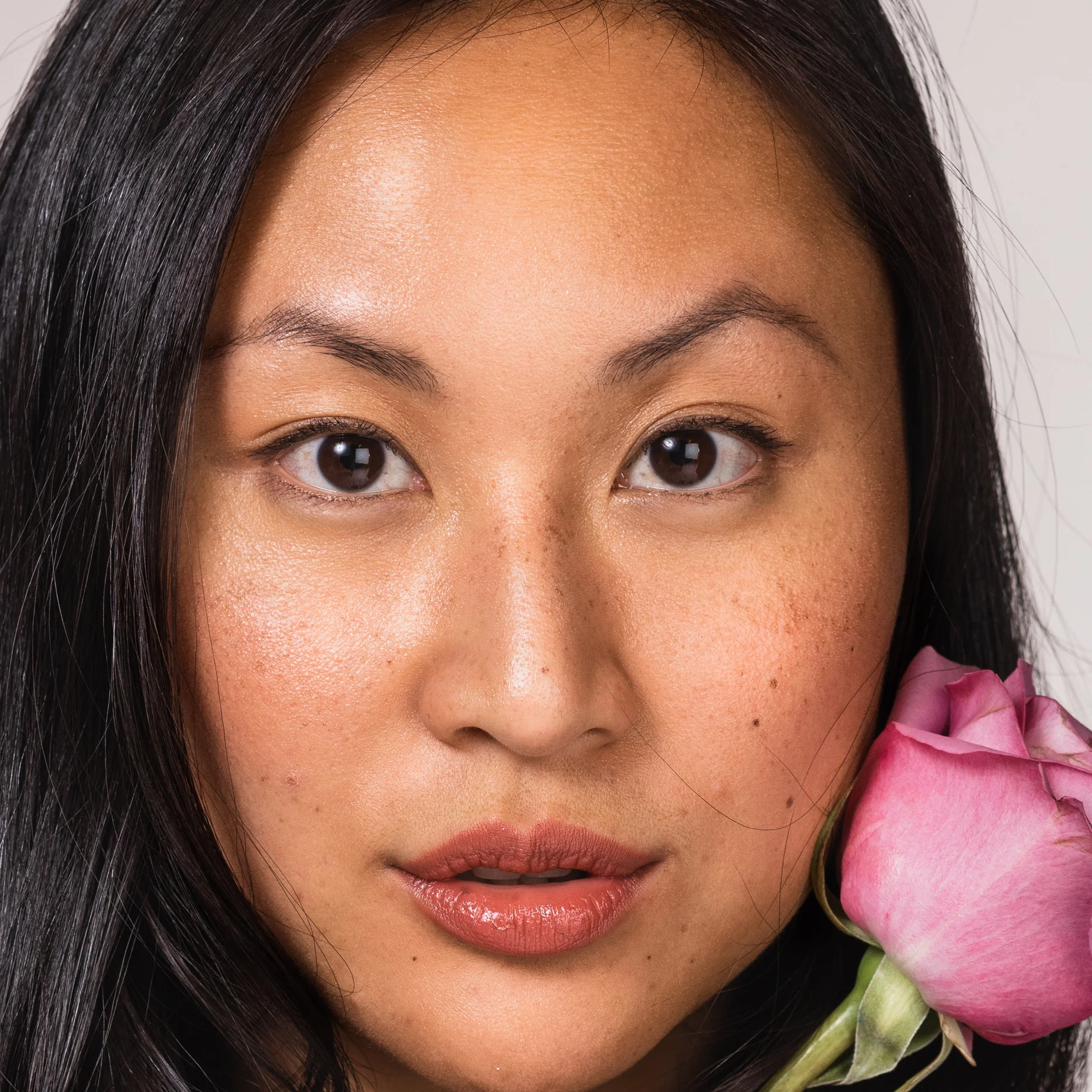 Full Bloom Sculpted Lipstick - Image 24