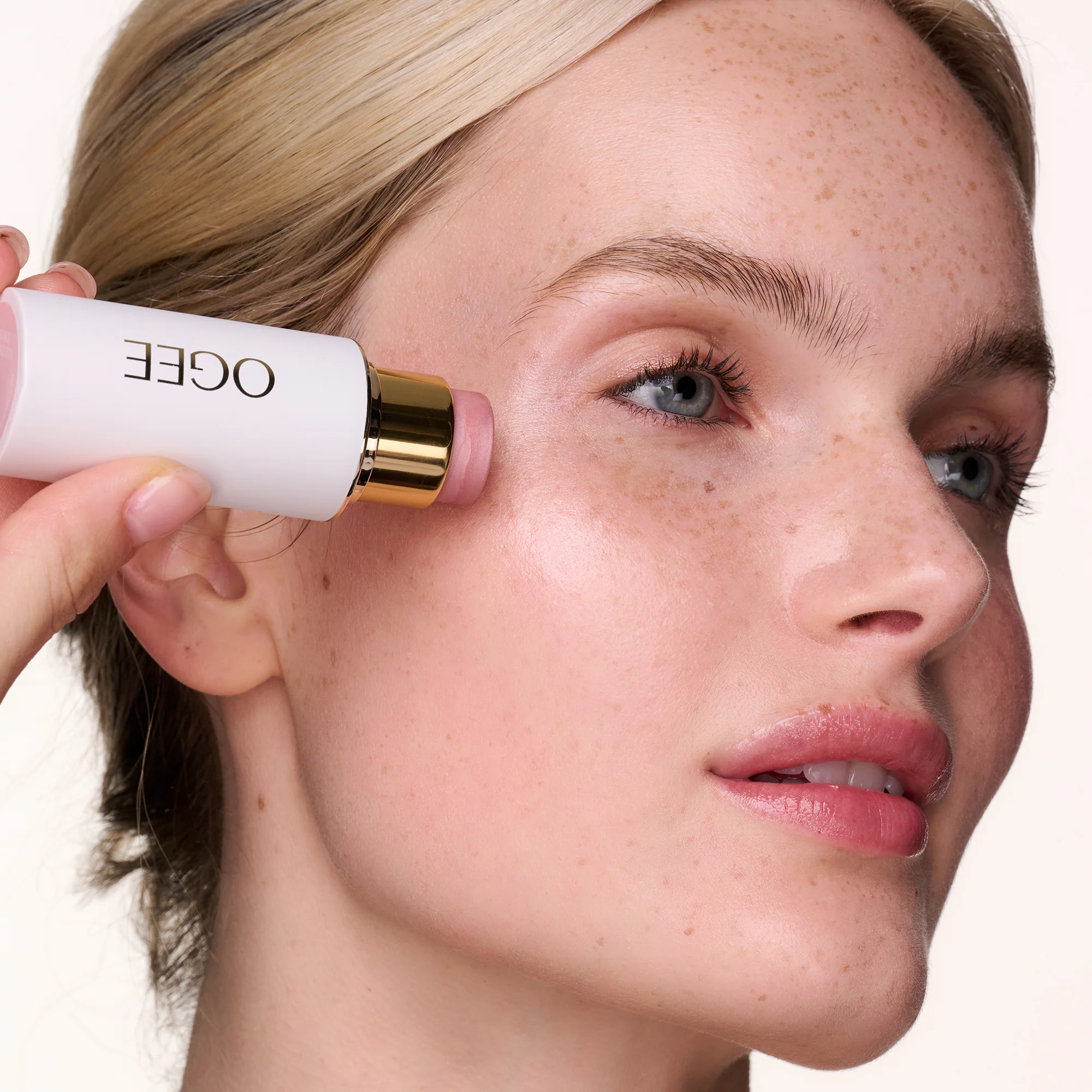 Sculpted Face Stick - Image 15